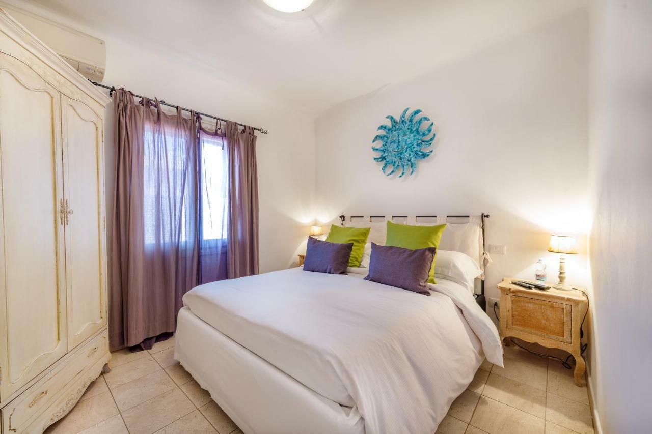 Locanda Tartarughino - Luxury Suites In Porto Rotondo Exterior photo